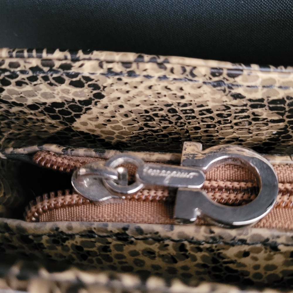 Salvatore Ferragamo Yellow and Black Snakeskin-Print Shoulder Bag - Picture 8 of 10